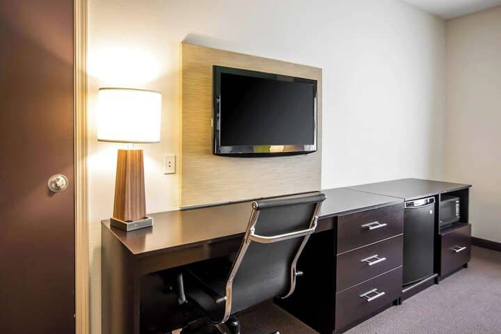Room 22 of 46
