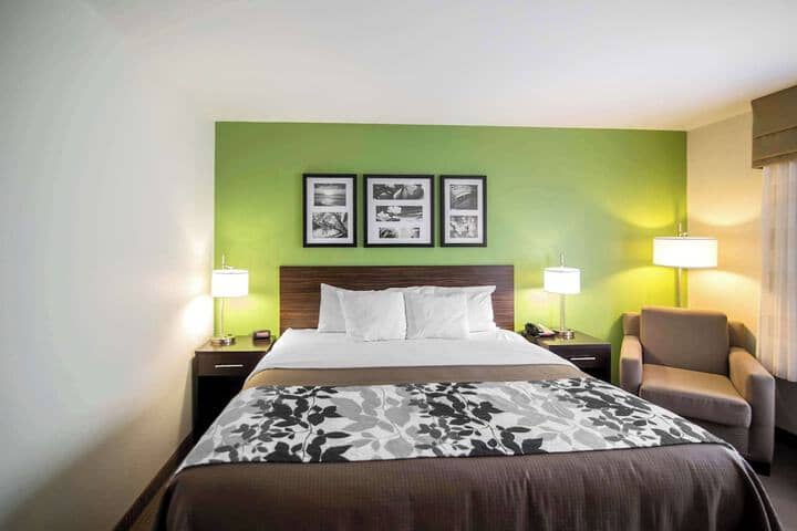 Room 14 of 46