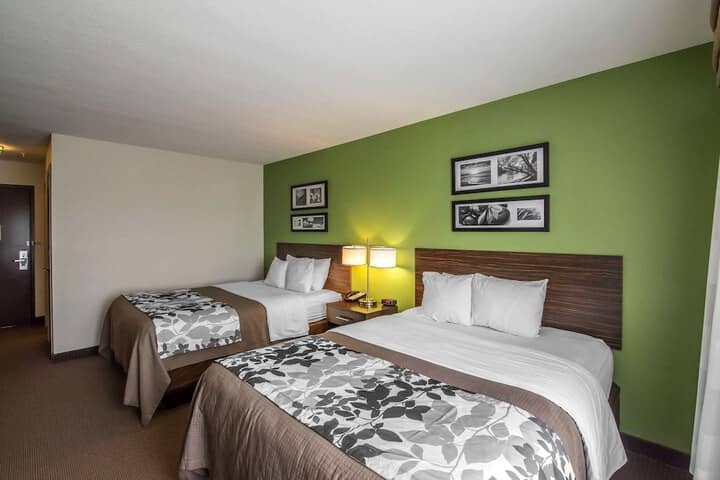 Room 10 of 46